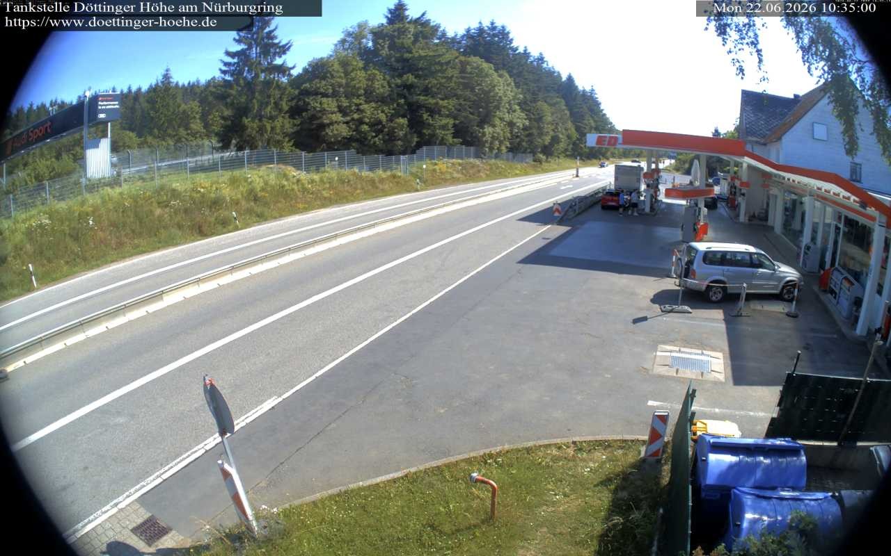Archiv Foto Webcam Tankstelle Döttinger Höhe am Nürburgring
