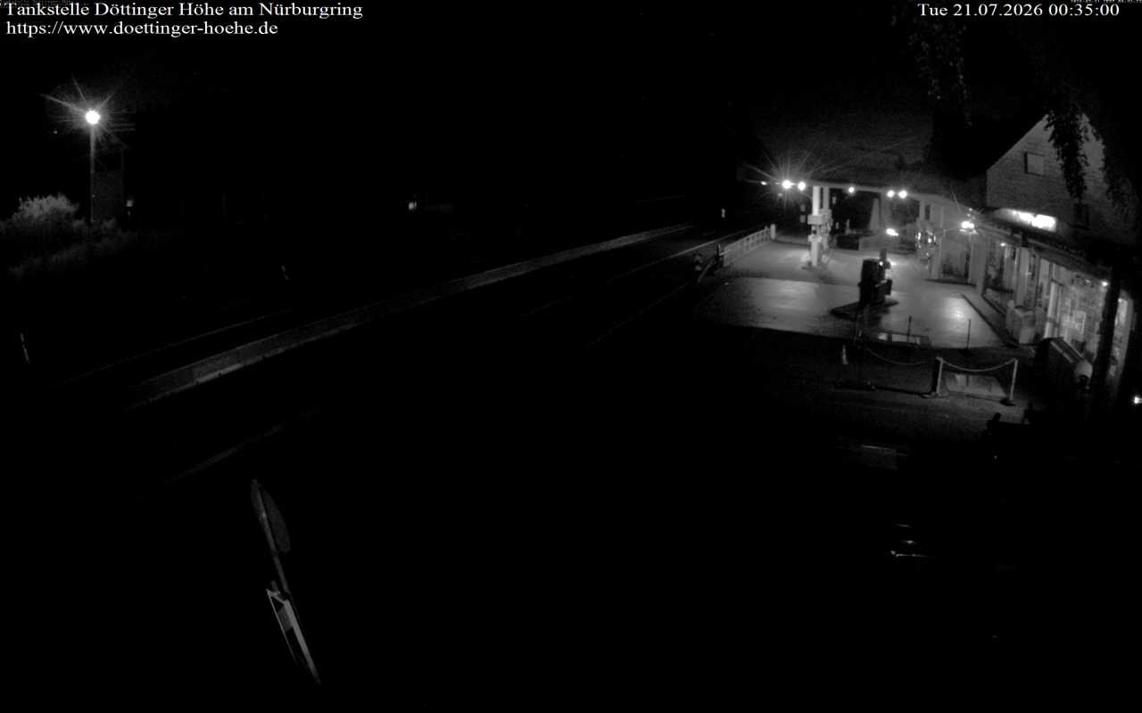 Archiv Foto Webcam Tankstelle Döttinger Höhe am Nürburgring