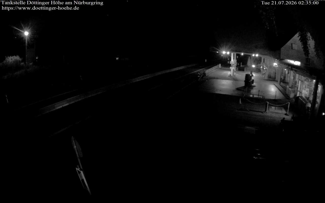 Archiv Foto Webcam Tankstelle Döttinger Höhe am Nürburgring