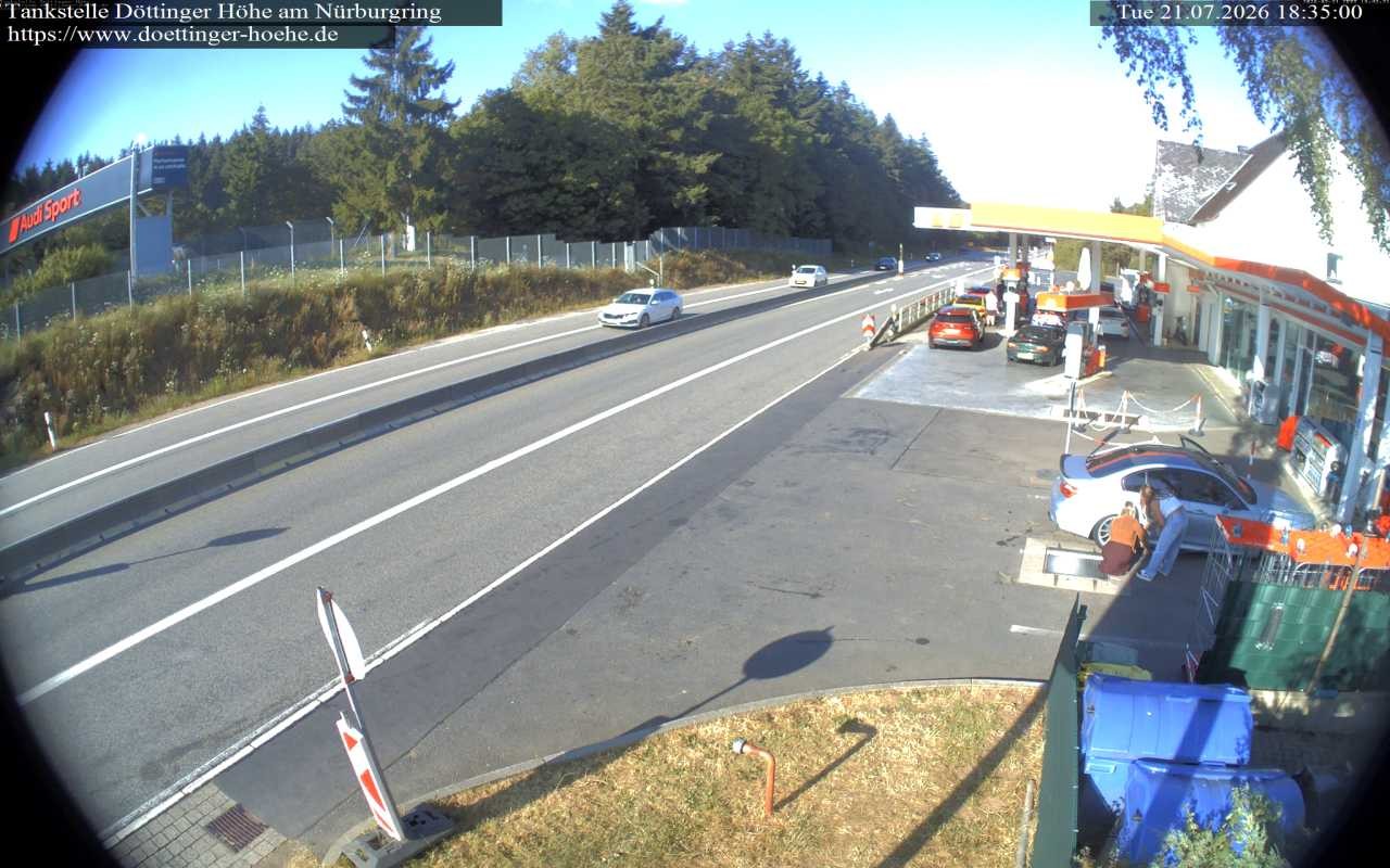 Archiv Foto Webcam Tankstelle Döttinger Höhe am Nürburgring