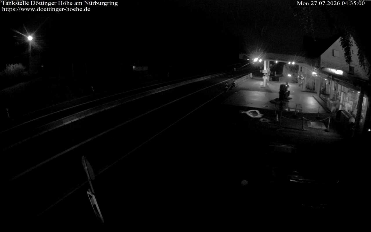 Archived image Webcam Gas station "Döttinger Höhe"