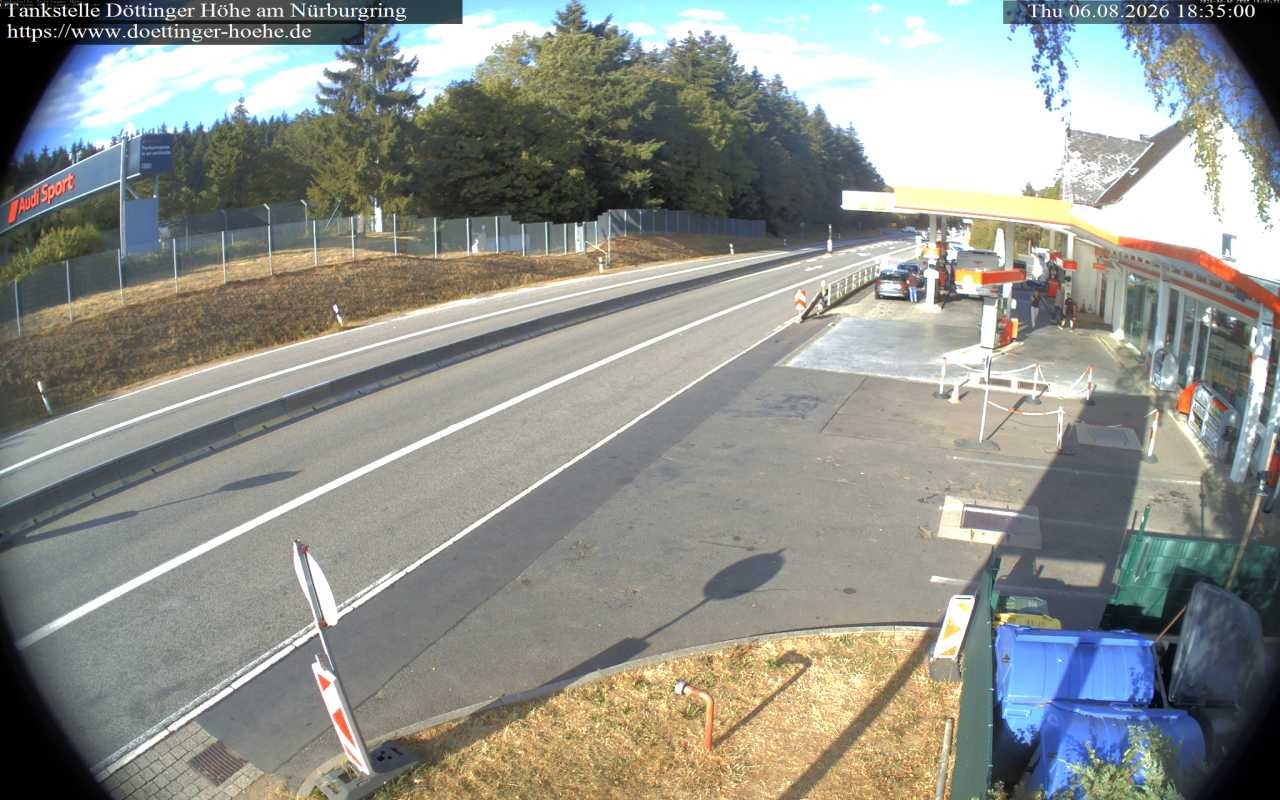 Archiv Foto Webcam Tankstelle Döttinger Höhe am Nürburgring