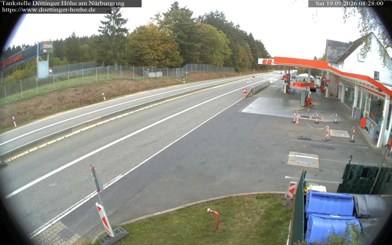Archiv Foto Webcam Tankstelle Döttinger Höhe am Nürburgring