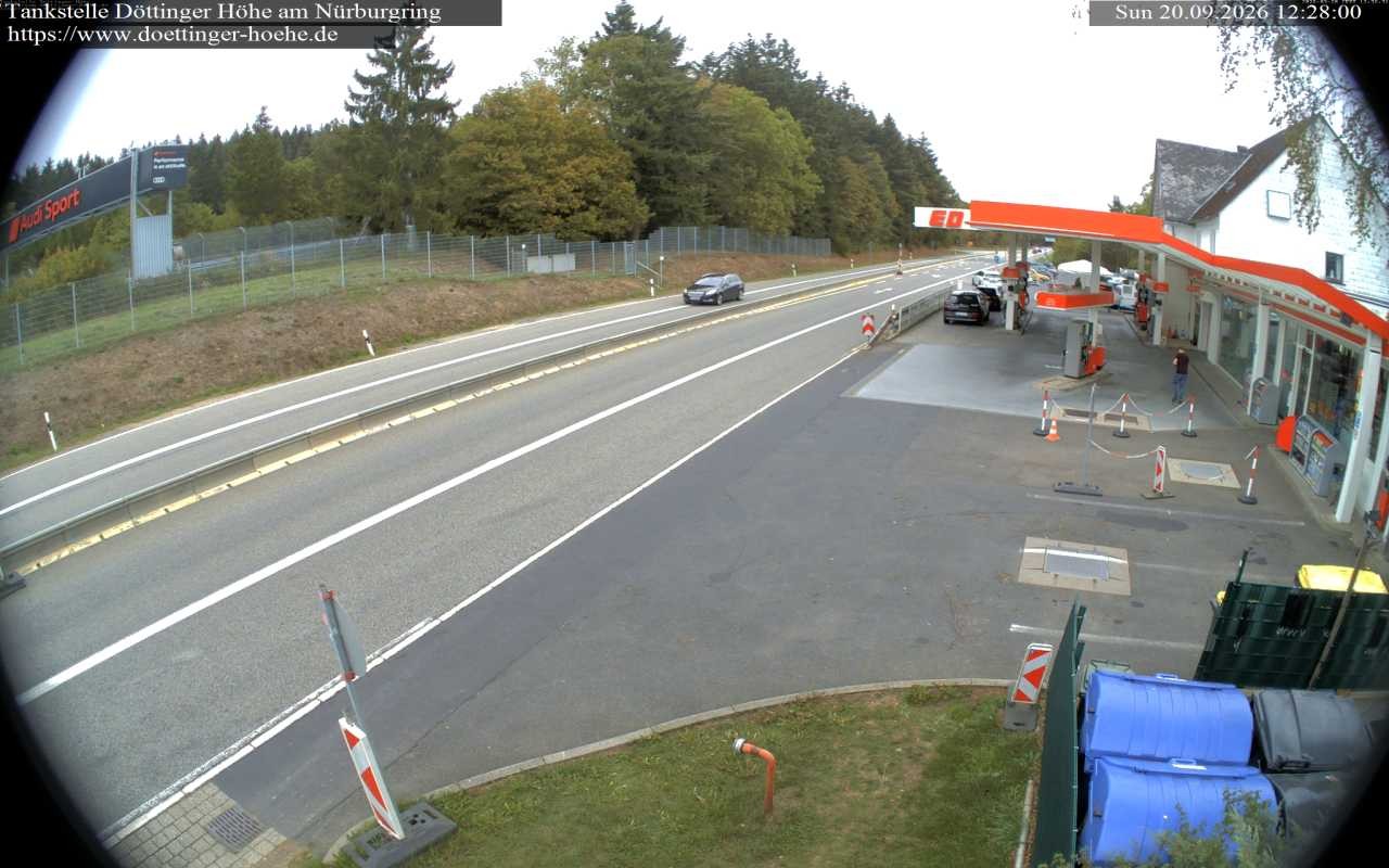 Archiv Foto Webcam Tankstelle Döttinger Höhe am Nürburgring