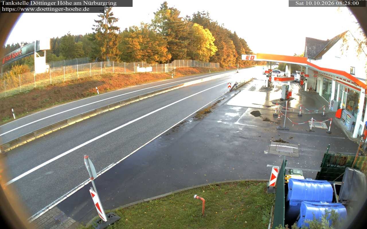 Archiv Foto Webcam Tankstelle Döttinger Höhe am Nürburgring