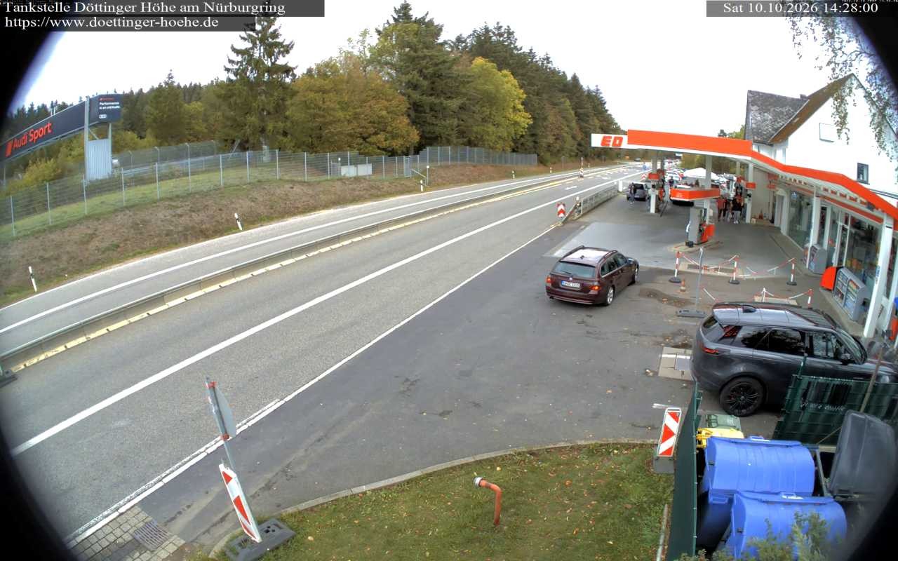 Archiv Foto Webcam Tankstelle Döttinger Höhe am Nürburgring