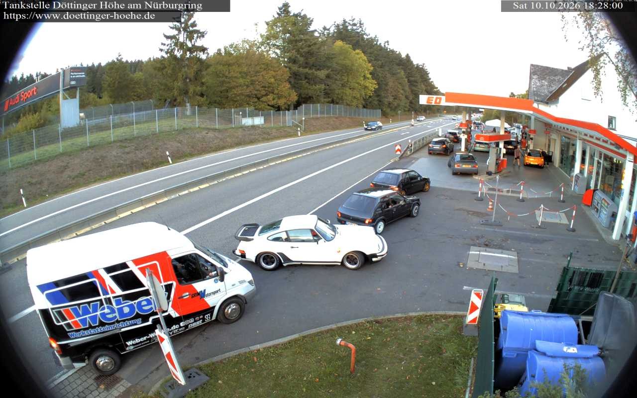 Archiv Foto Webcam Tankstelle Döttinger Höhe am Nürburgring