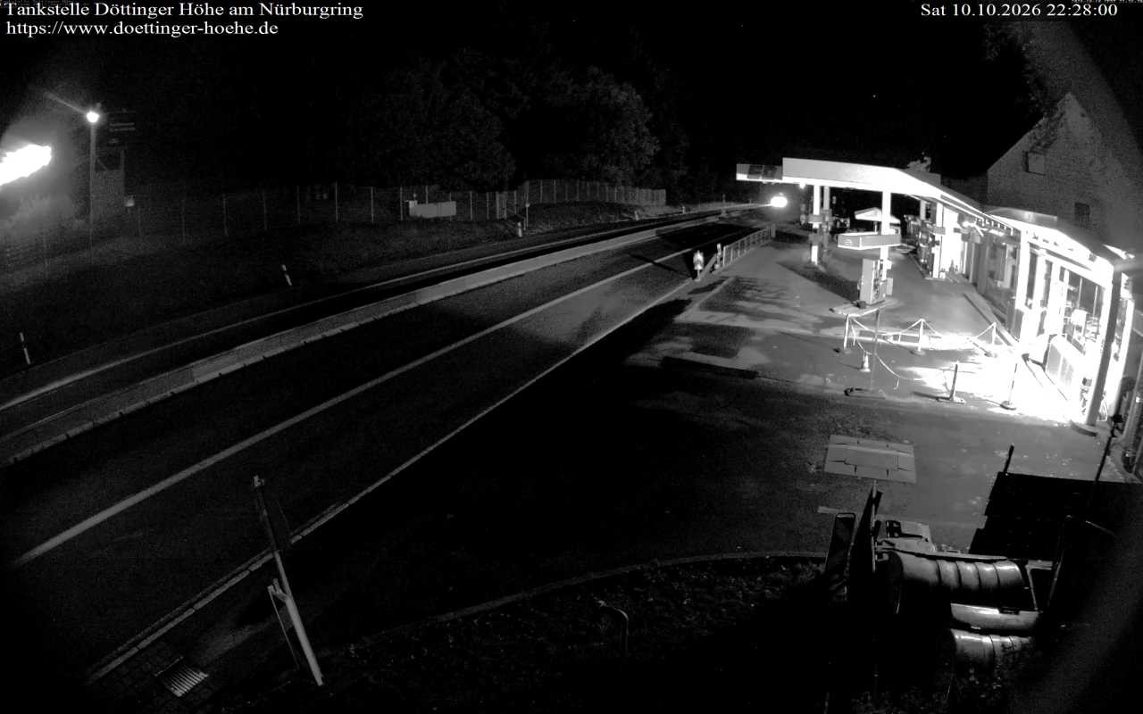 Archiv Foto Webcam Tankstelle Döttinger Höhe am Nürburgring