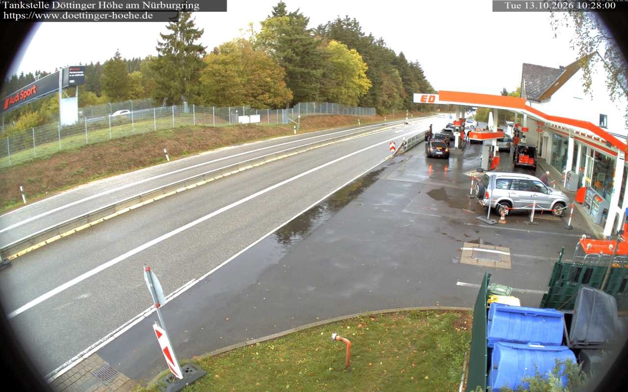 Archiv Foto Webcam Tankstelle Döttinger Höhe am Nürburgring