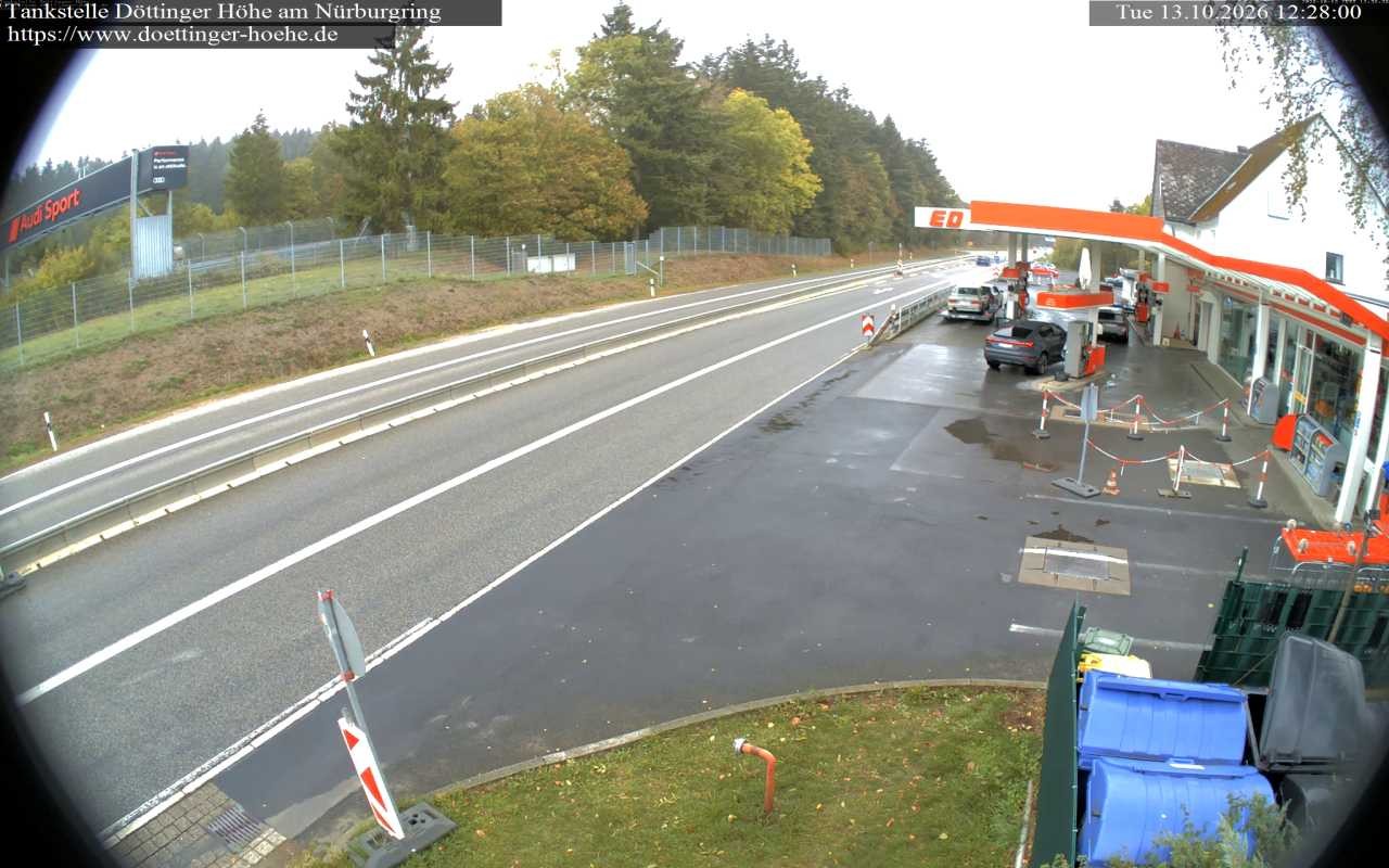 Archived image Webcam Gas station "Döttinger Höhe"