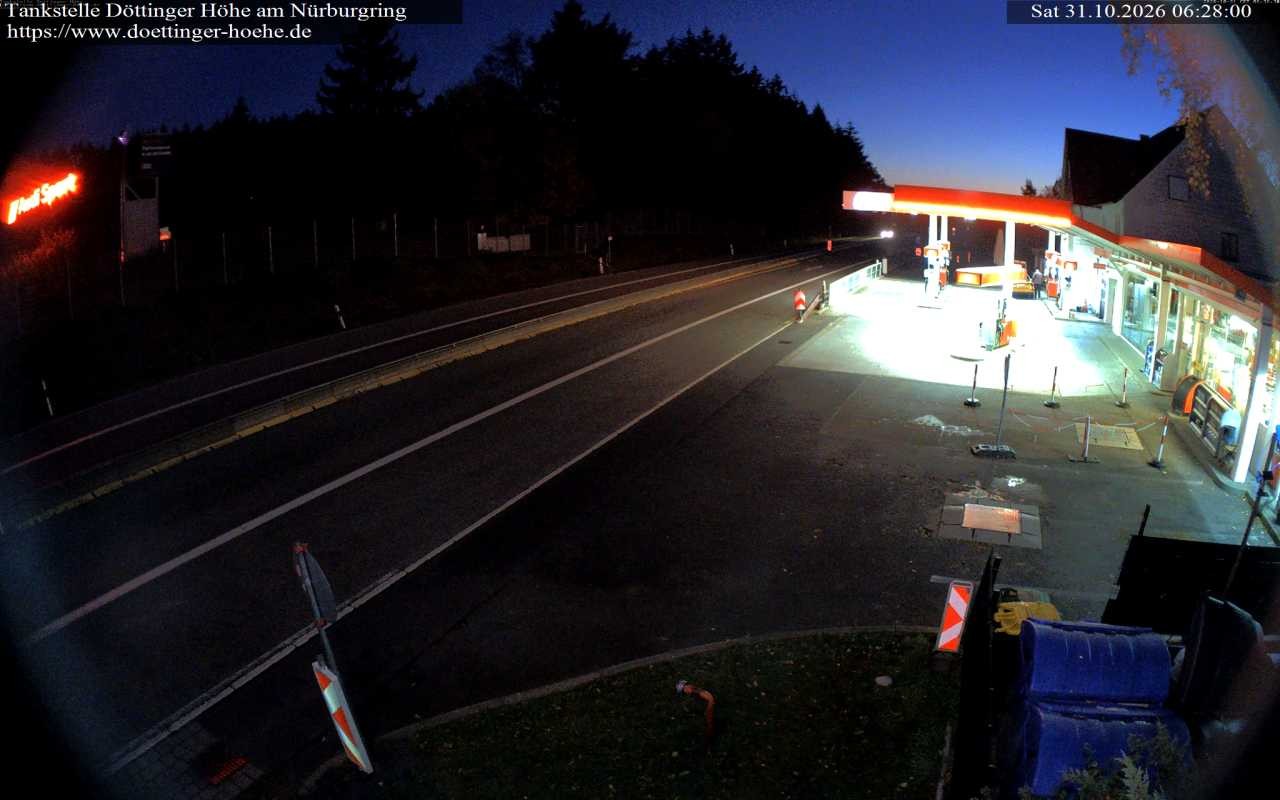 Archiv Foto Webcam Tankstelle Döttinger Höhe am Nürburgring