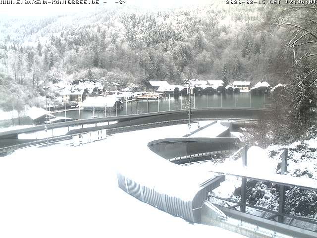 Archived image Webcam Bobsled run Koenigssee