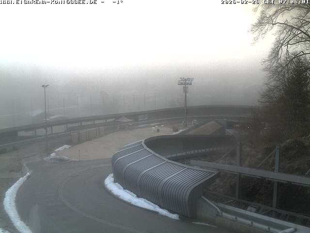 Archived image Webcam Bobsled run Koenigssee