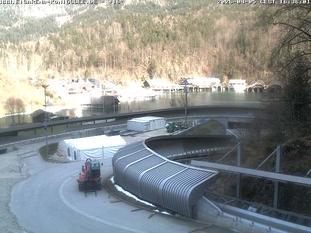 Archived image Webcam Bobsled run Koenigssee
