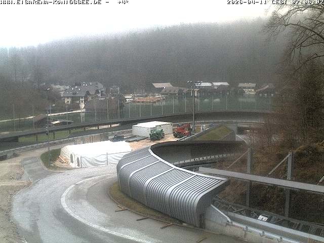 Archived image Webcam Bobsled run Koenigssee