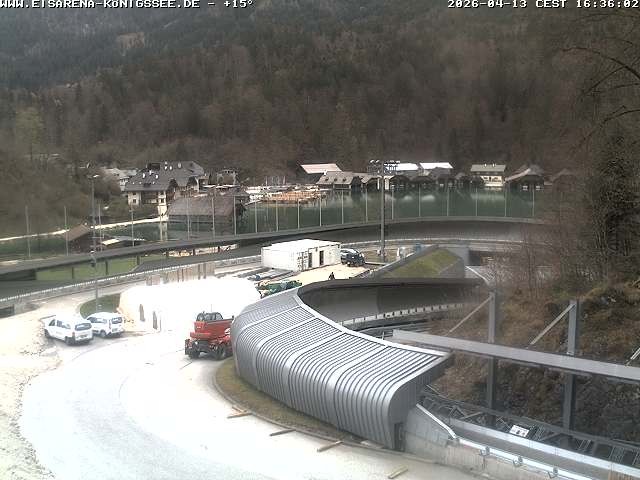 Archived image Webcam Bobsled run Koenigssee