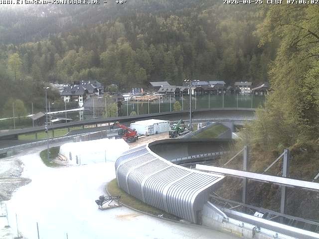 Archived image Webcam Bobsled run Koenigssee