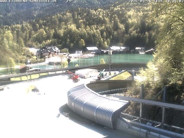 Archived image Webcam Bobsled run Koenigssee