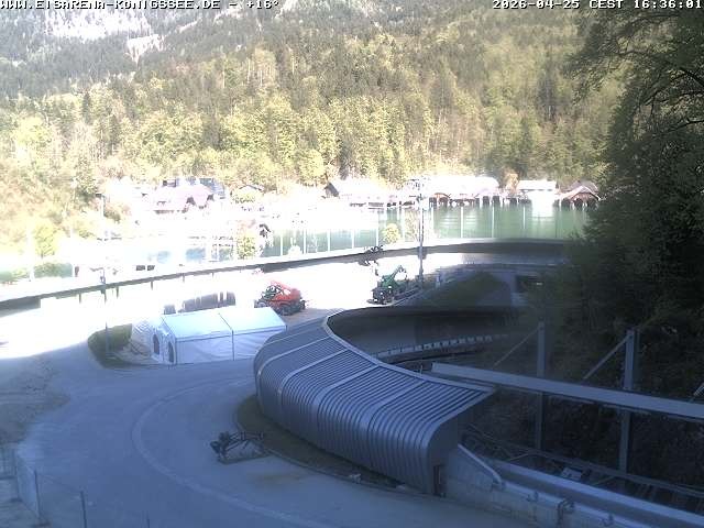 Archived image Webcam Bobsled run Koenigssee