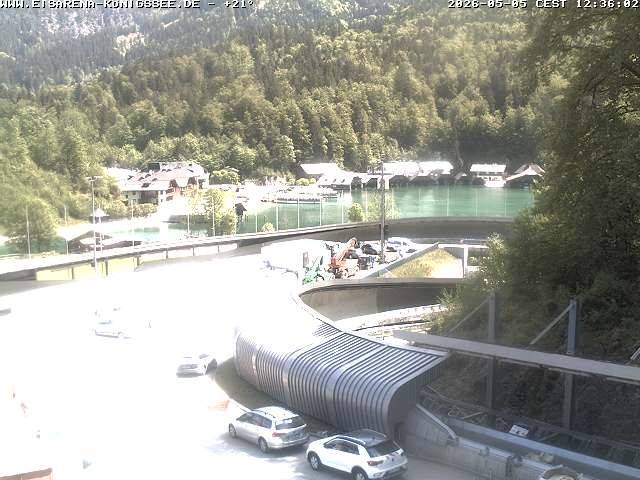 Archived image Webcam Bobsled run Koenigssee