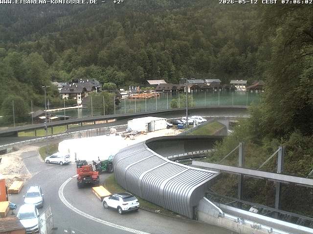Archived image Webcam Bobsled run Koenigssee