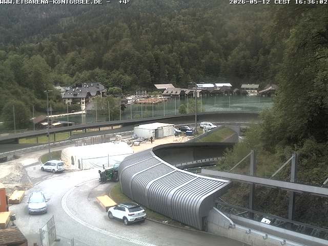 Archived image Webcam Bobsled run Koenigssee