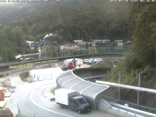 Archived image Webcam Bobsled run Koenigssee