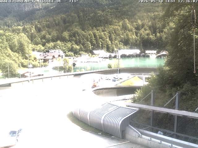 Archived image Webcam Bobsled run Koenigssee