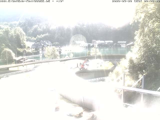 Archived image Webcam Bobsled run Koenigssee