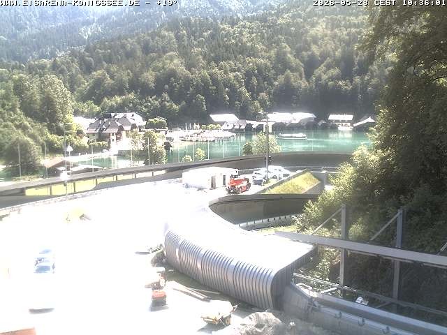 Archived image Webcam Bobsled run Koenigssee