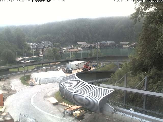 Archived image Webcam Bobsled run Koenigssee
