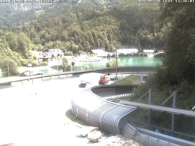 Archived image Webcam Bobsled run Koenigssee