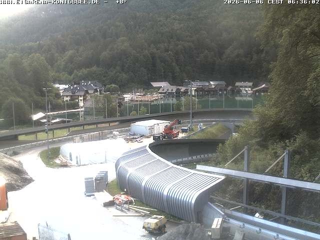 Archived image Webcam Bobsled run Koenigssee