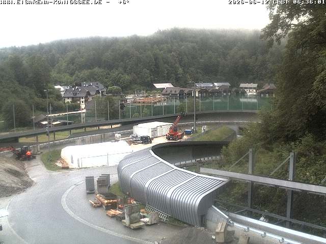 Archived image Webcam Bobsled run Koenigssee