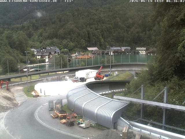 Archived image Webcam Bobsled run Koenigssee