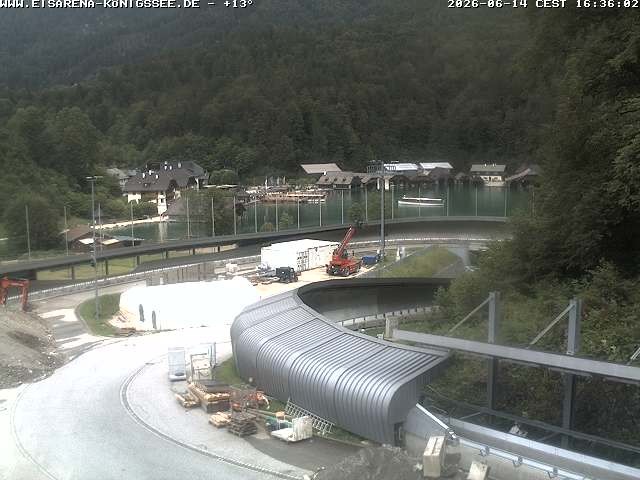 Archived image Webcam Bobsled run Koenigssee