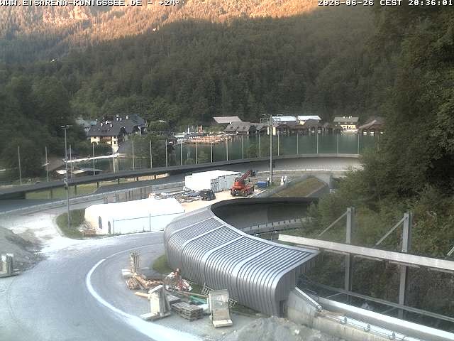 Archived image Webcam Bobsled run Koenigssee