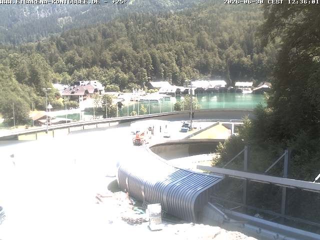 Archived image Webcam Bobsled run Koenigssee