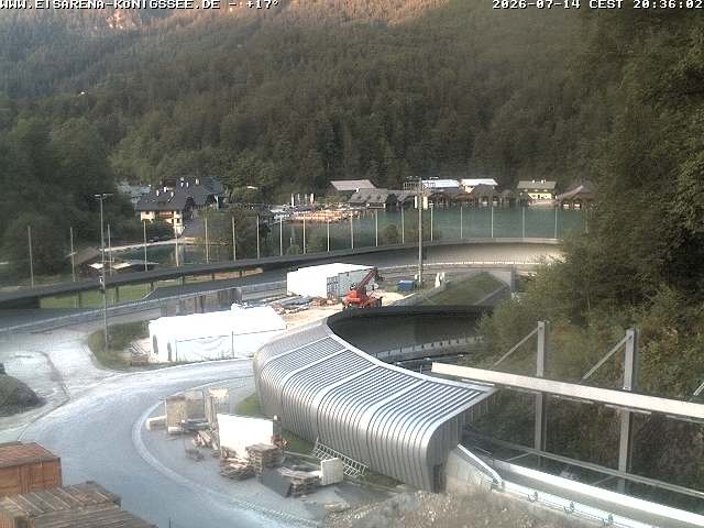 Archived image Webcam Bobsled run Koenigssee