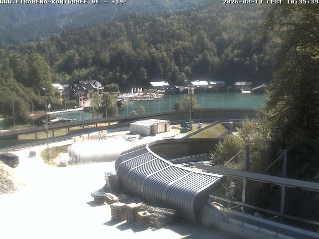 Archived image Webcam Bobsled run Koenigssee