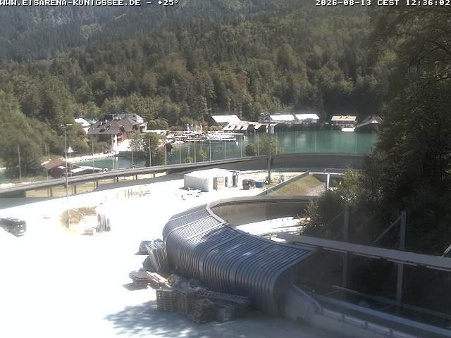 Archived image Webcam Bobsled run Koenigssee
