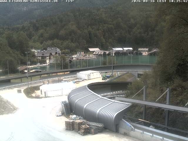 Archived image Webcam Bobsled run Koenigssee