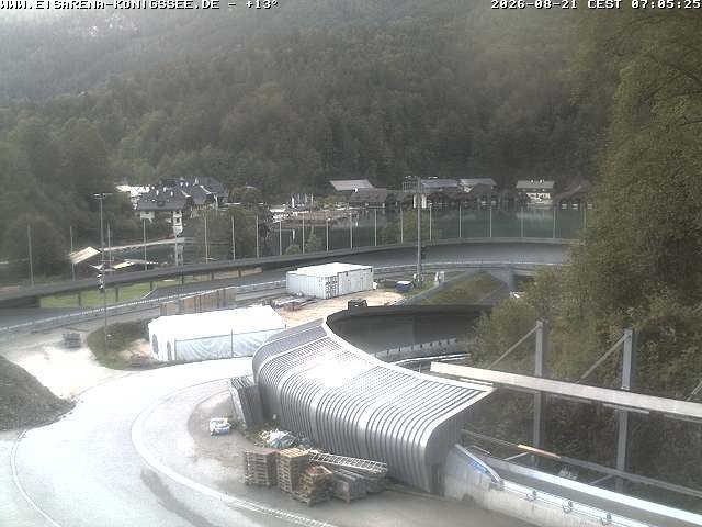 Archived image Webcam Bobsled run Koenigssee