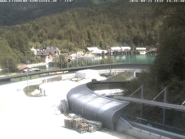 Archived image Webcam Bobsled run Koenigssee
