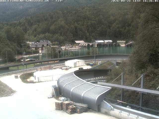 Archived image Webcam Bobsled run Koenigssee