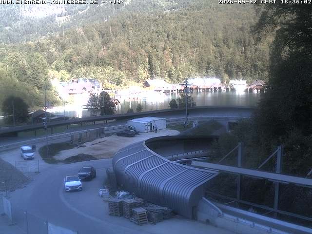 Archived image Webcam Bobsled run Koenigssee