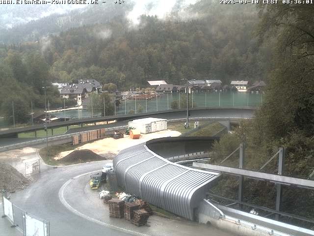 Archived image Webcam Bobsled run Koenigssee