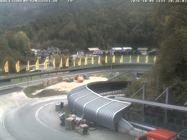 Archived image Webcam Bobsled run Koenigssee