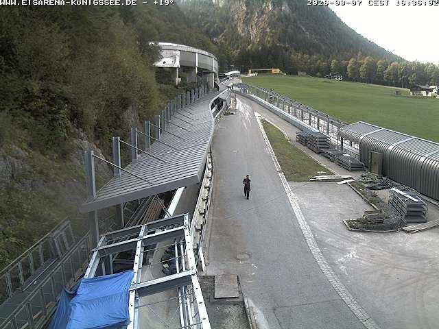 Archiv Foto Webcam Bobbahn am Königssee - Blick bergauf