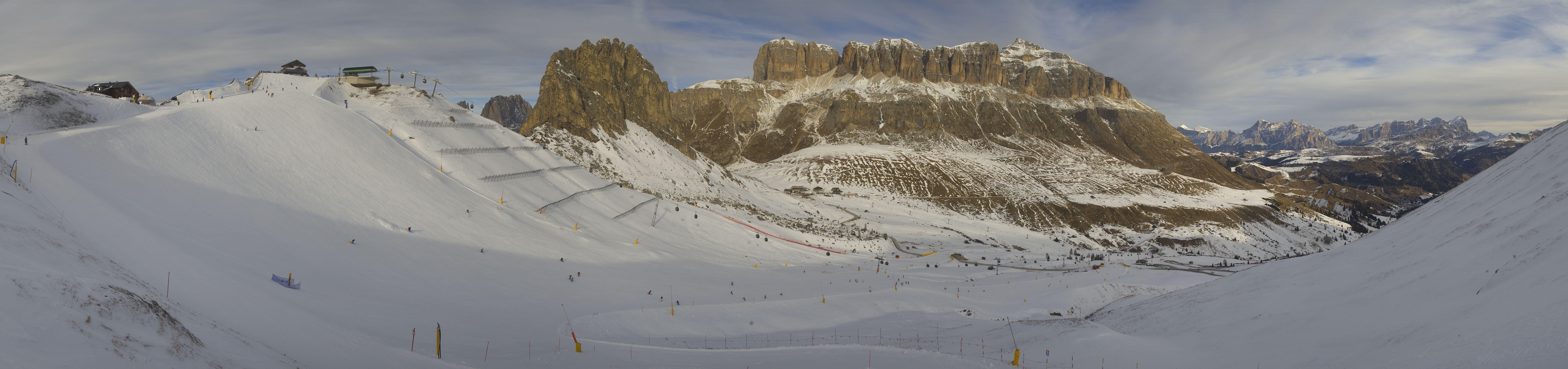 Archiv Foto Webcam Fassatal Panorama - Pordoi Pass